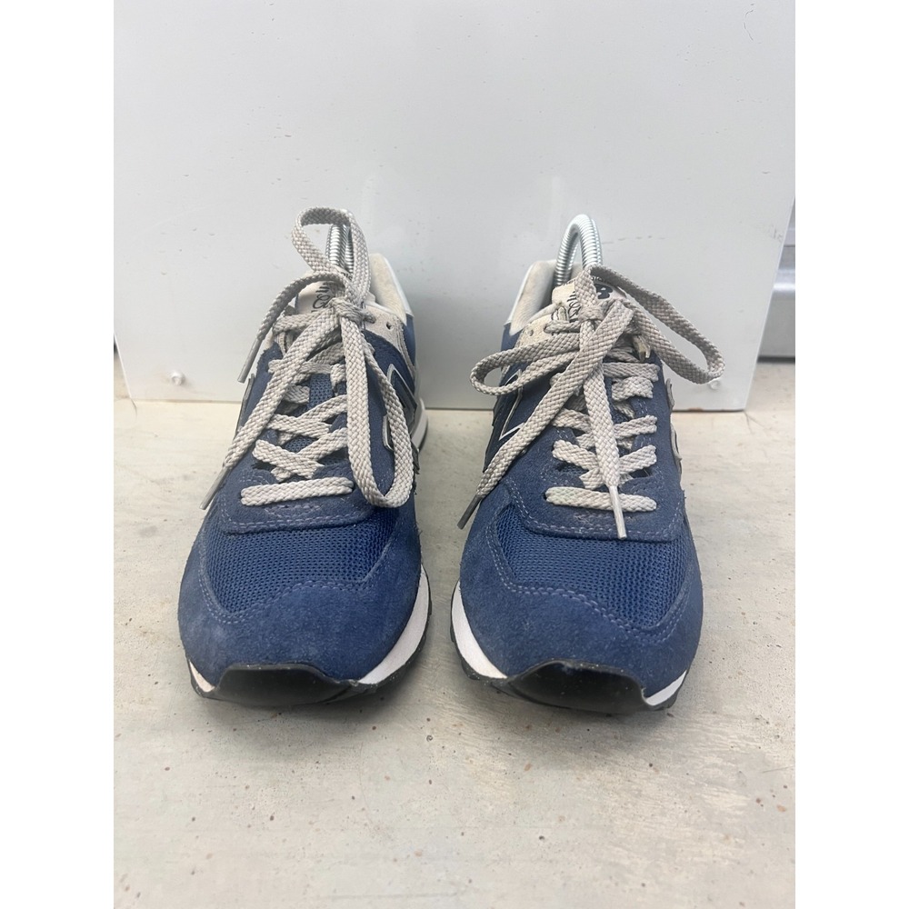 New Balance 574 Core WL574EVN Sneakers Womens US 7 Navy White Lifestyle Shoes - Picture 4 of 9